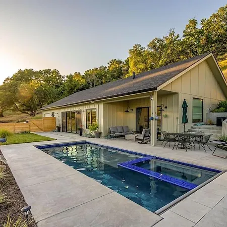 Cloud 9 Glen Ellen Villa